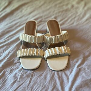 Old Navy block heel shoes